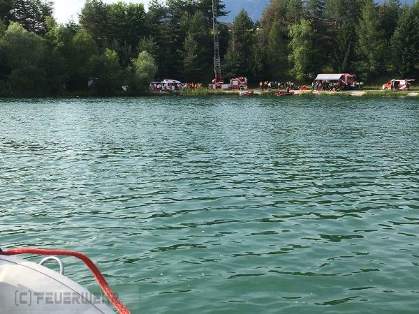 Taucheinsatz Silbersee 1 Person wird vermisst (Bild 1)